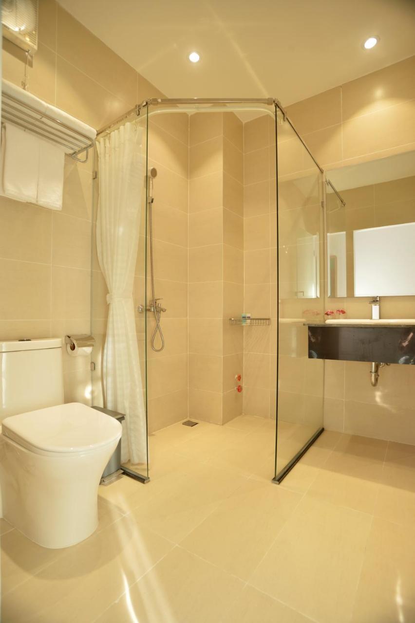 Pandora Saigon Hotel Ho Chi Minh City Bagian luar foto